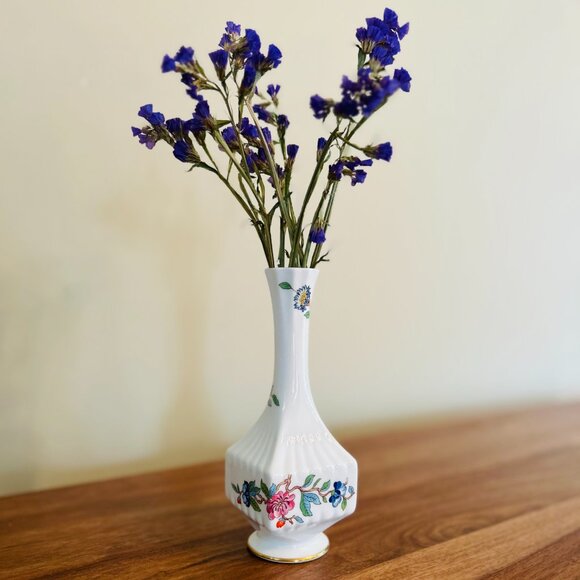 Vintage Aynsley - Pembroke Vase - Picture 5 of 6